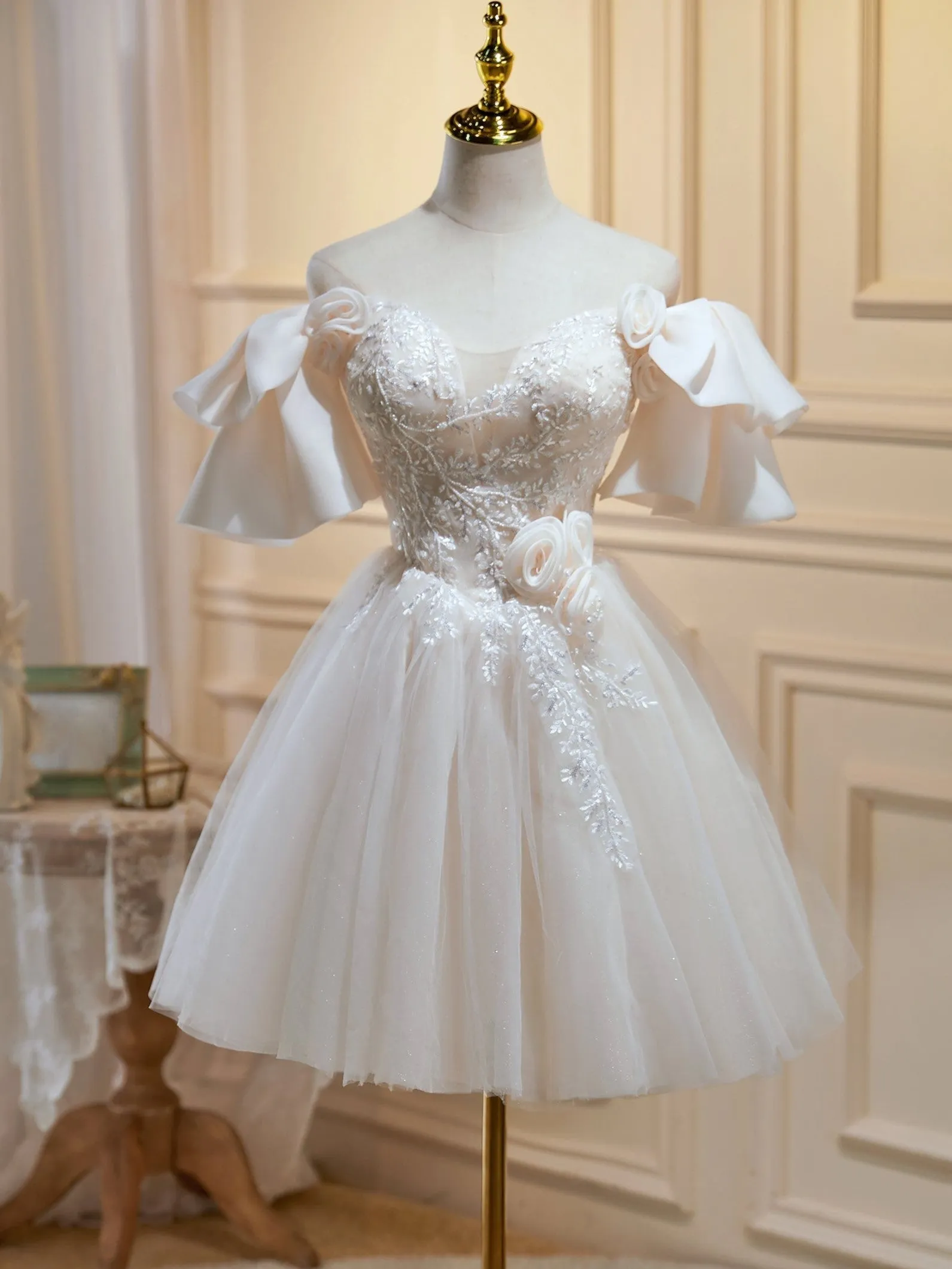 Off The Shoulder Tulle A Line Short Homecoming Dresses