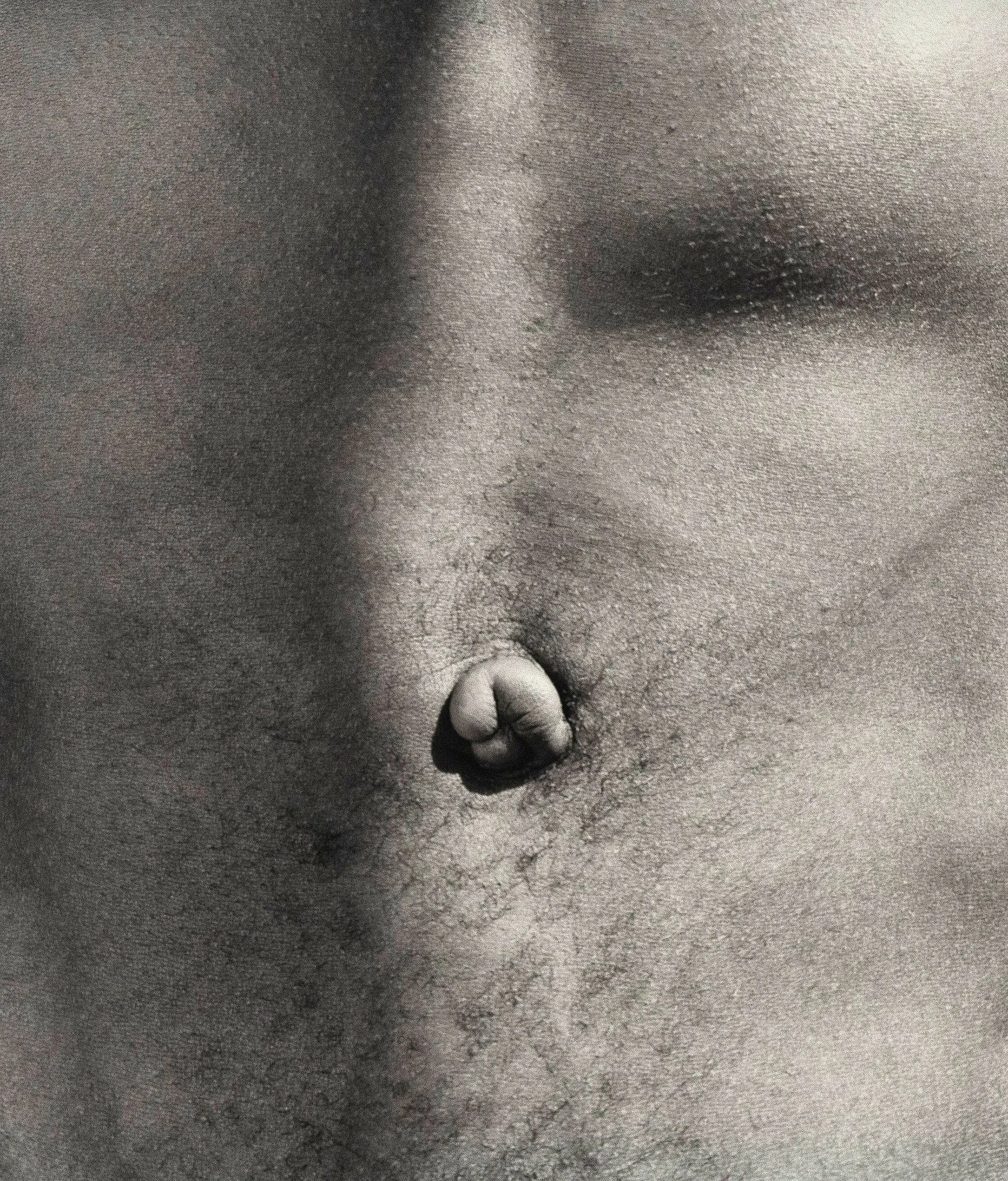 ROBERT MAPPLETHORPE "BELLY BUTTON" 1986