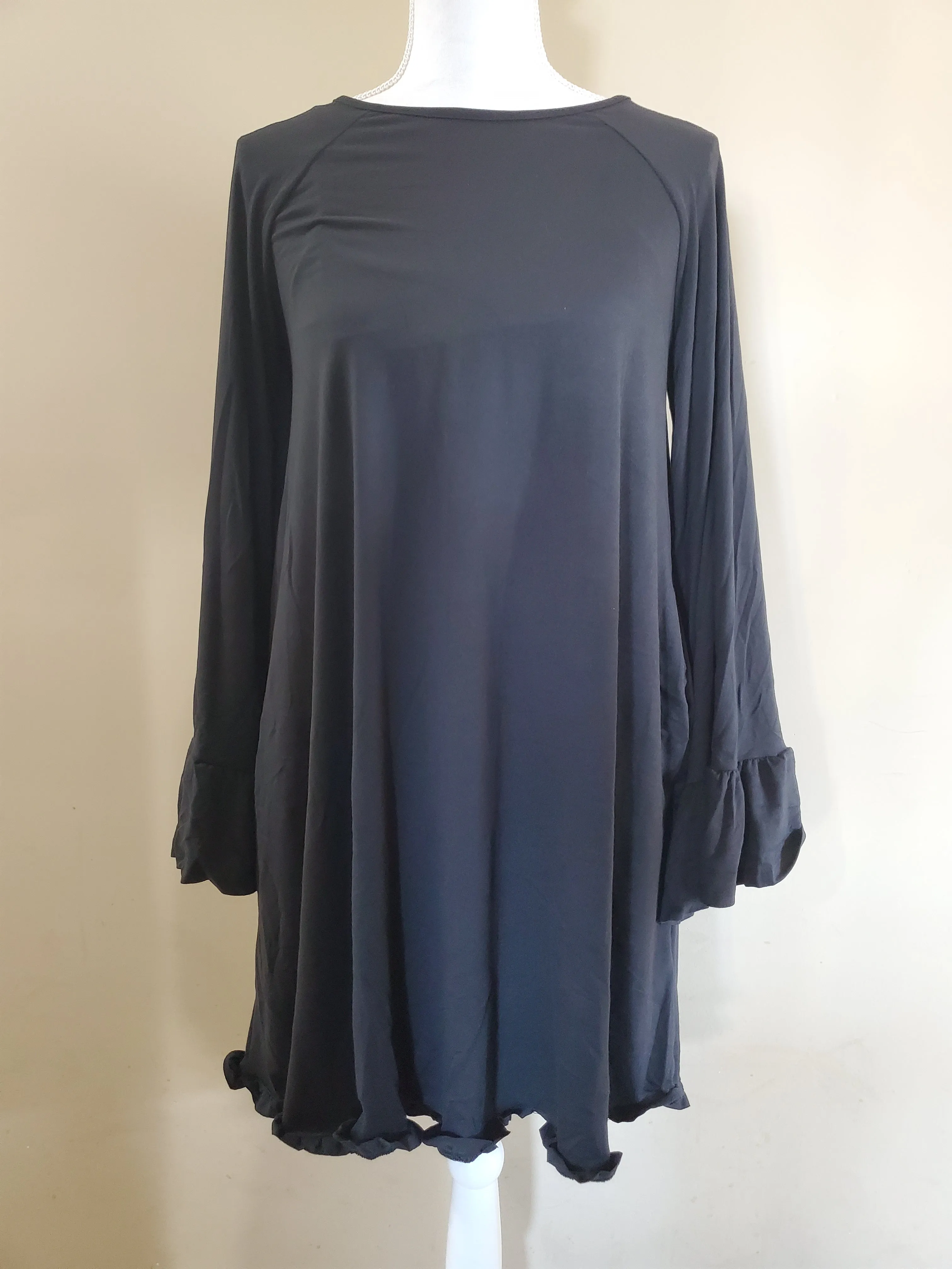 Ruffle Detail Long Sleeve Dress