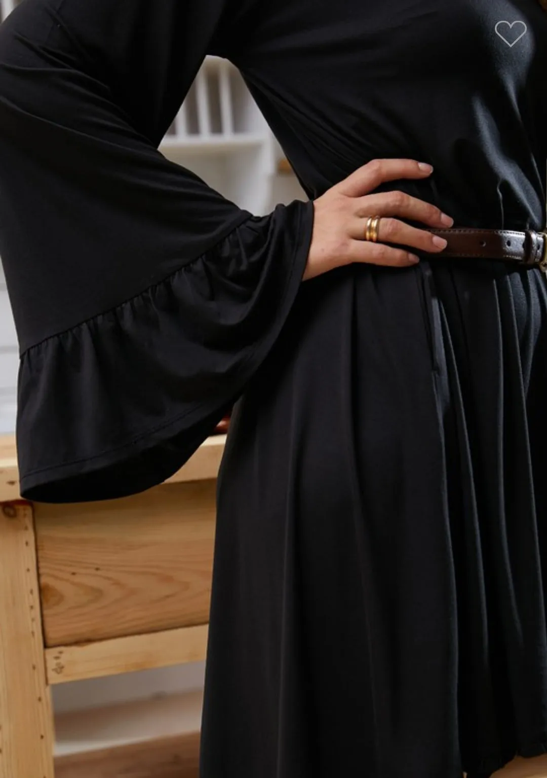 Ruffle Detail Long Sleeve Dress