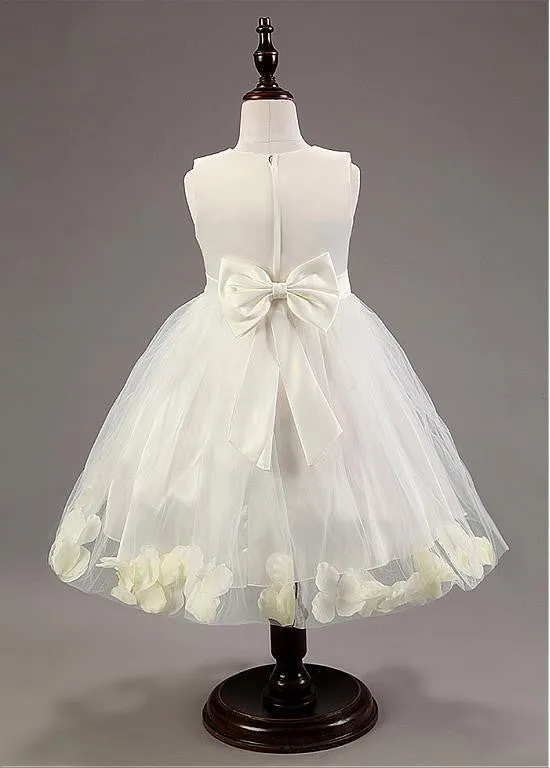 Simple Tulle  Flower Girl Dresses With Handmade Flowers