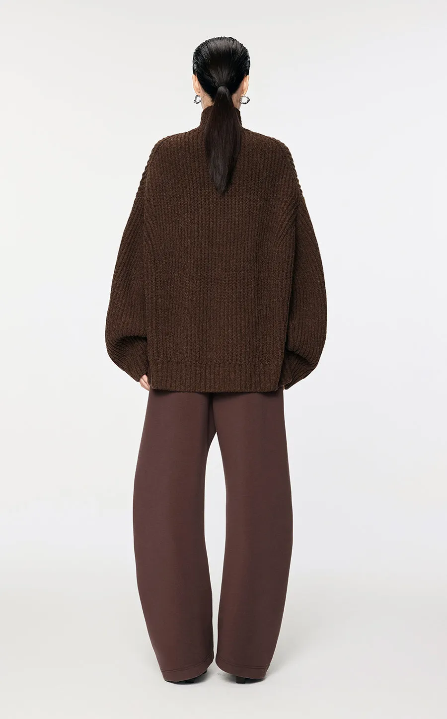 Sweater / JNBY Oversized Short-Cut Wool Sweater
