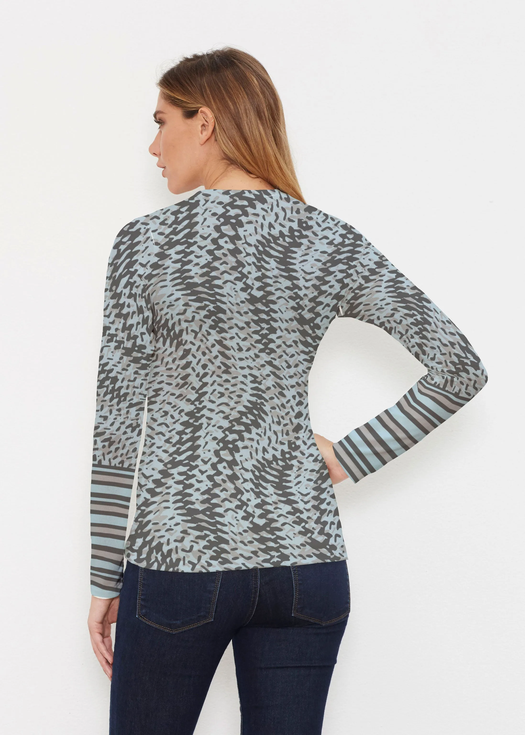 Textured Tracks Black (7720) ~ Butterknit Long Sleeve V-Neck Top