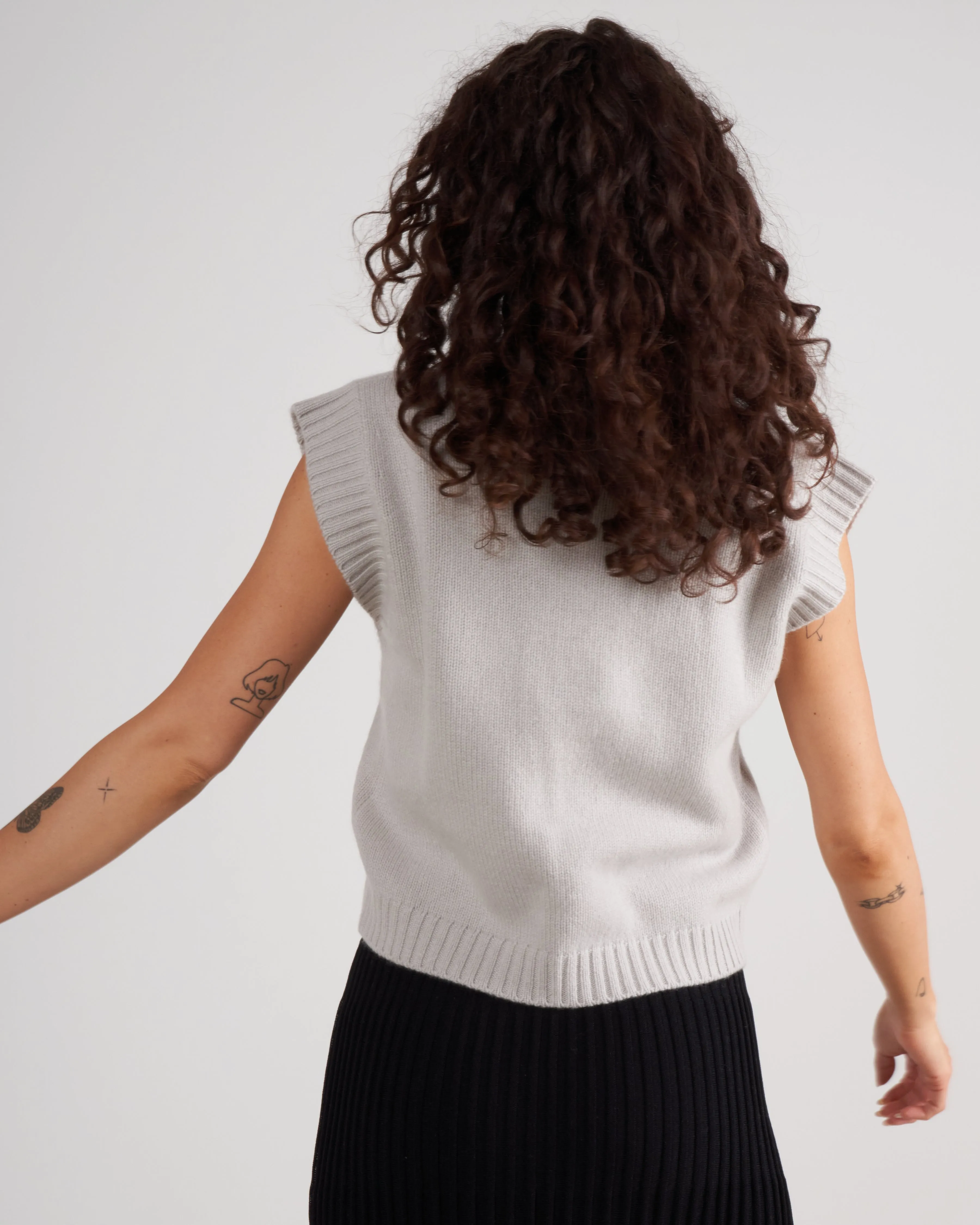 v-neck vest - nobility cc1-82