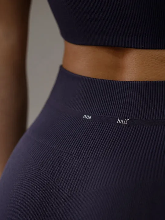 VERSATIL SEAMLESS LEGGINGS  - DARK BERRY