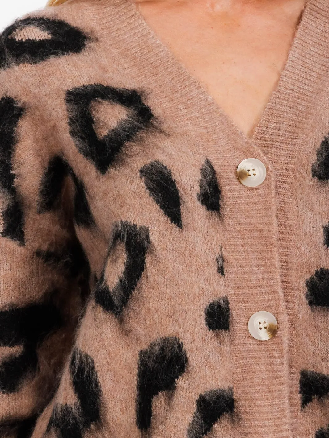 WOMEN'S LONG SLEEVE BUTTON CLOSURE ANIMAL PRINT CARDIGAN SWEATER