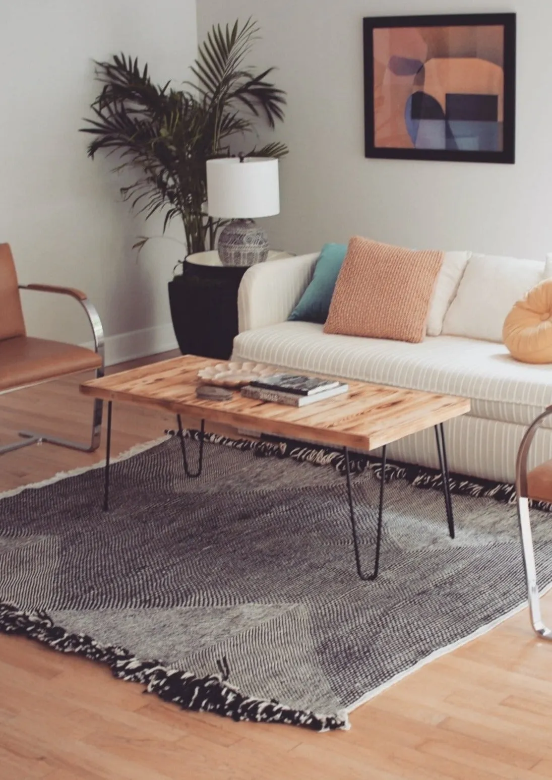 Zanafi accent rug